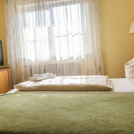 Hotelpension Zum Gockl Allershausen Εξωτερικό φωτογραφία