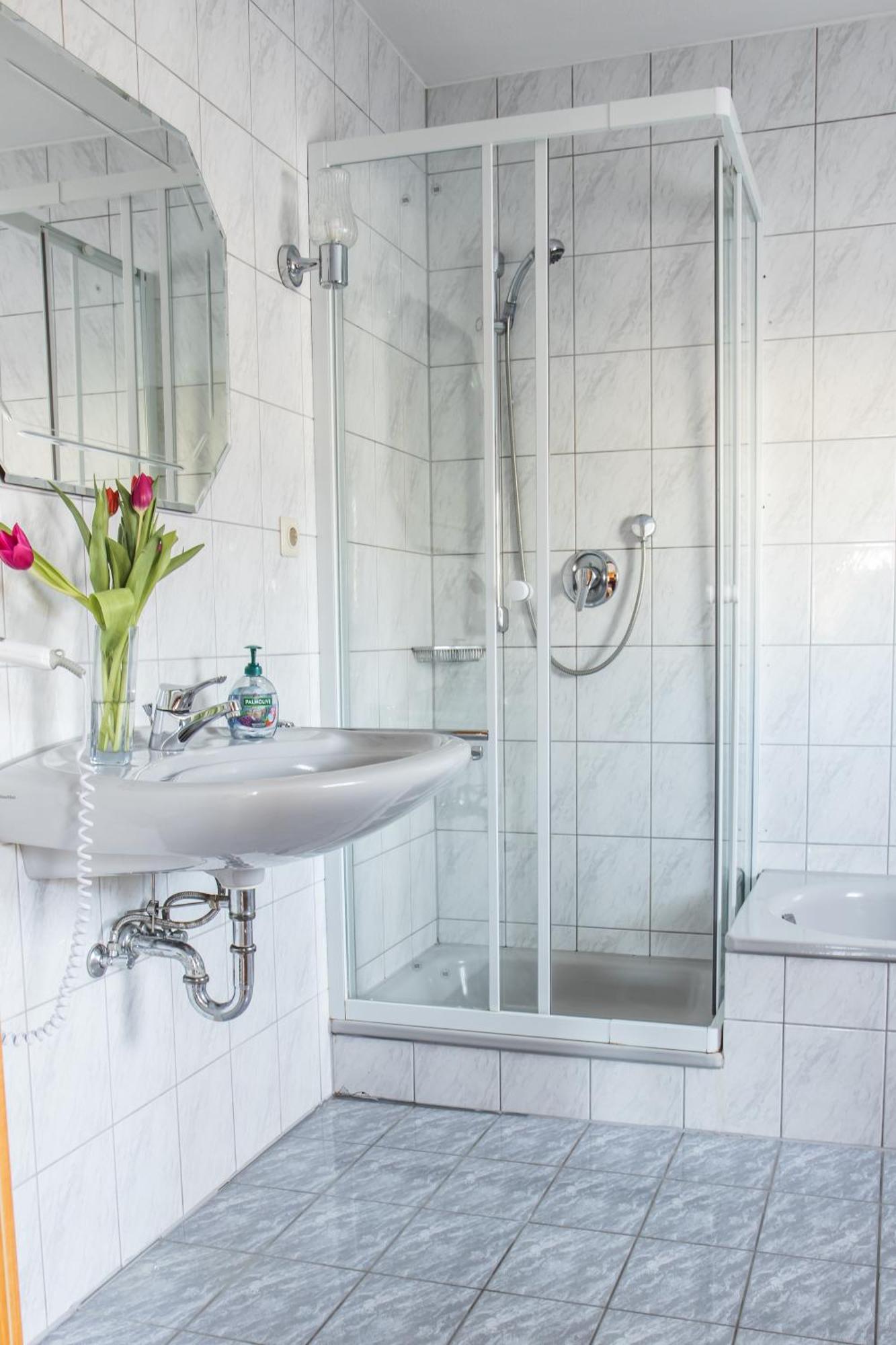 Hotelpension Zum Gockl Allershausen Δωμάτιο φωτογραφία