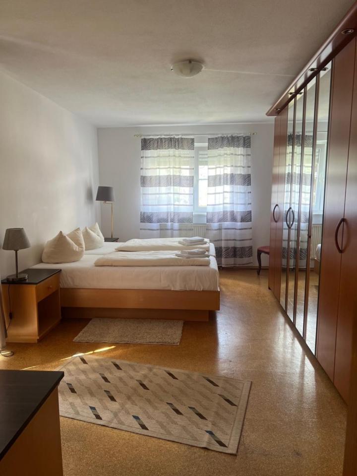 Hotelpension Zum Gockl Allershausen Εξωτερικό φωτογραφία